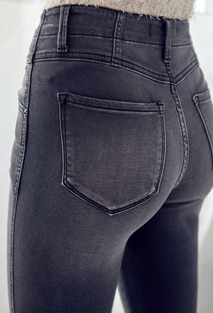 Kan Can Non Distressed Flare