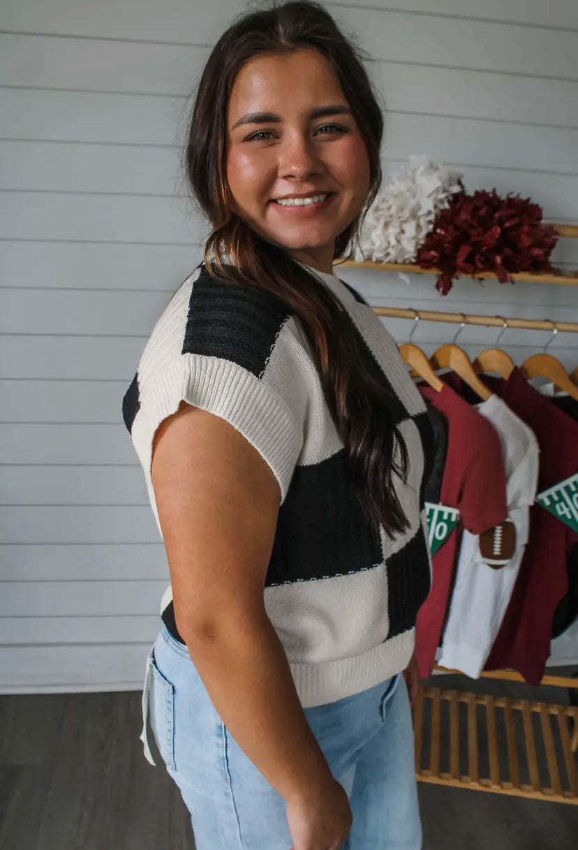 Checkered Black Short Sleeve Sweater